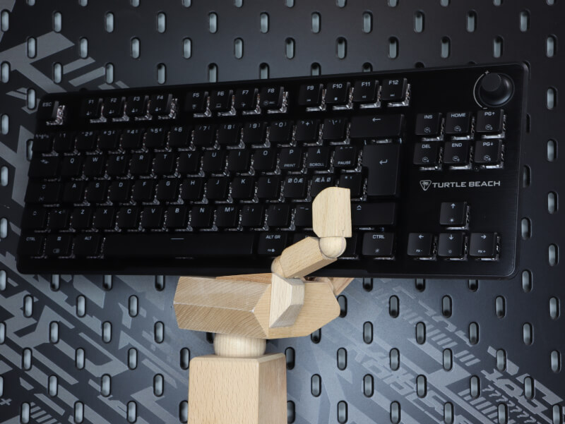 Turtle Beach Vulcan II TKL Tenkeyless compact mechanical keyboard ReacTap TITAN HS switches Sound-dampened tastatur gaming